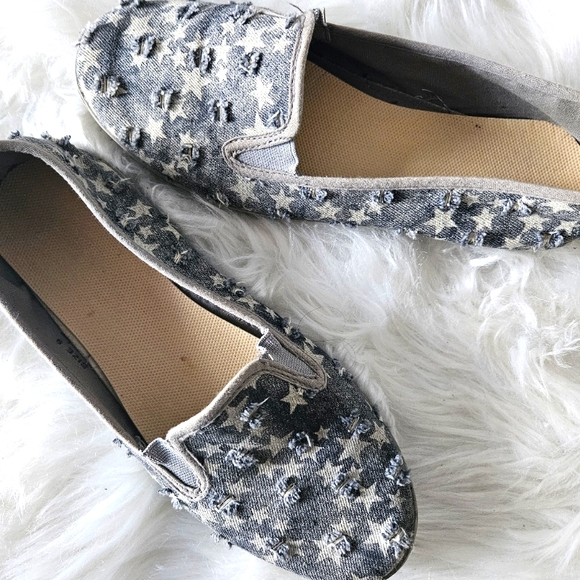 Ardene Shoes - Star Slip-On‎ Distressed Shoes